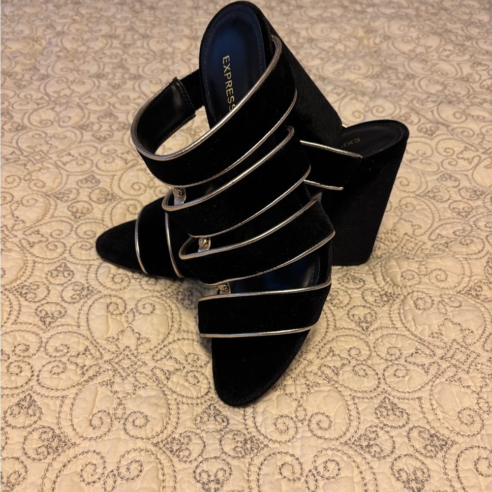 Express black velvet heels